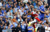 Alexis Sanchez throws a punch at Ivanovic during Chelsea – Arsenal