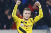 Marco Reus scores vs Schalke after pouncing on a dithering keeper