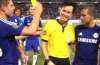 Cheeky Cesar Azpilicueta books Thai ref for posing for photo with Eden Hazard