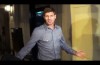 A slightly awkward Steven Gerrard poses for paparazzi & signs autographs in LA