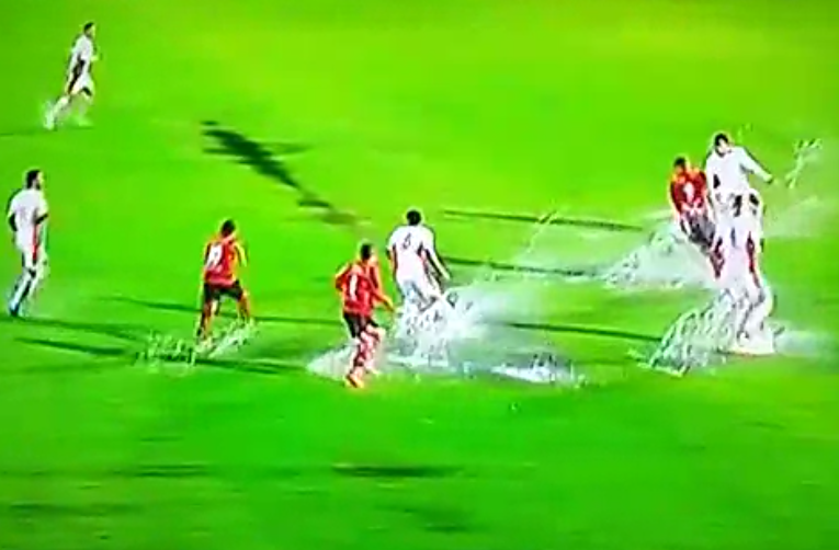 Brazil Serie B teams play in absurdly wet conditions