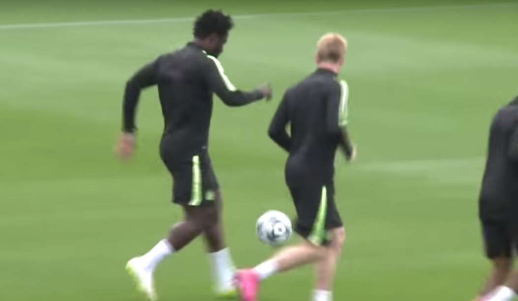 Wilfried Bony Shows off his keepie-up skills while going for a jog