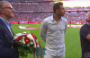 Claudio Pizarro bids farewell to 75,000 Bayern fans